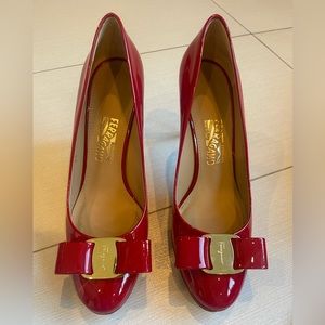 Salvatore Ferragamo Osimo Lipstick Red Patent 10.5cm Pump size 6B Women’s